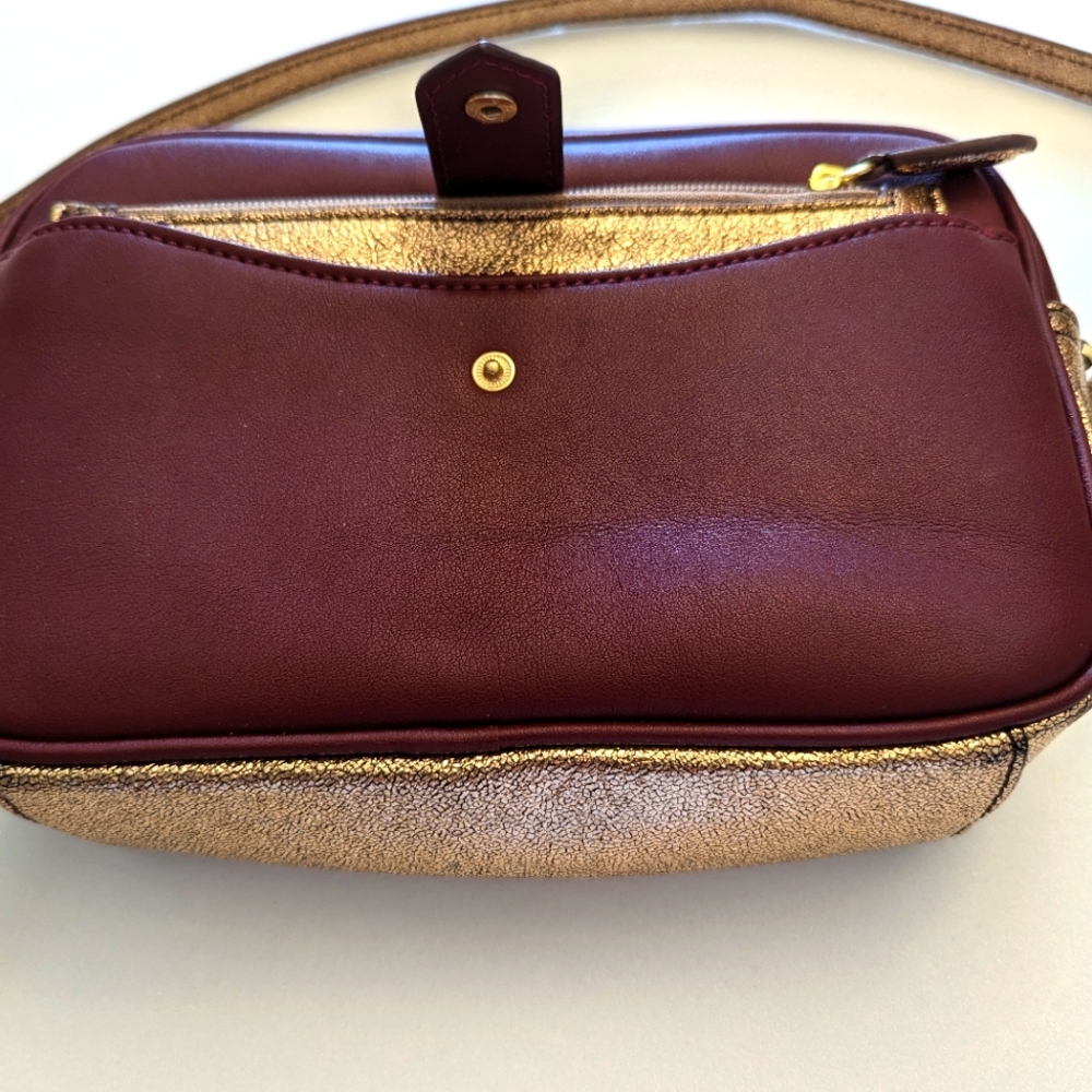 Gili maroon and gold crossbody bag